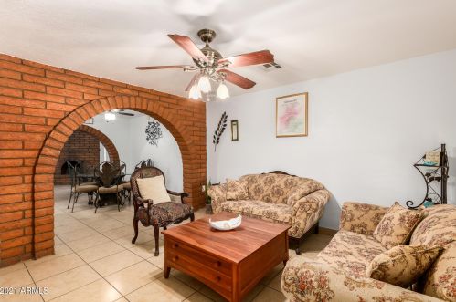 2537 48 Ln, Phoenix AZ 85035-2144 exterior