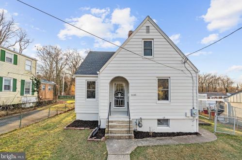 1135 Chaplin St, Washington DC  20019-4923 exterior