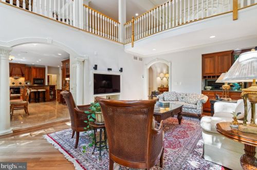 83 Pettit Pl, Princeton NJ 08540-7645 exterior