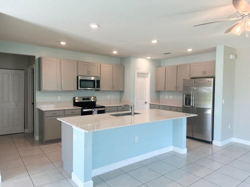 926 Bent Creek Dr, Fort Pierce FL  34947-1330 exterior