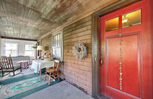 199 Rochambeau Ave, Providence RI 02906-1909 exterior