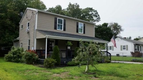 38 Bruce St, Springfield, MA 01119-1802