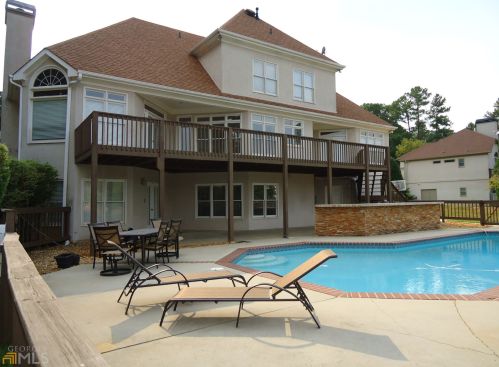 70 Springview Pl, Newnan GA  30265-1804 exterior