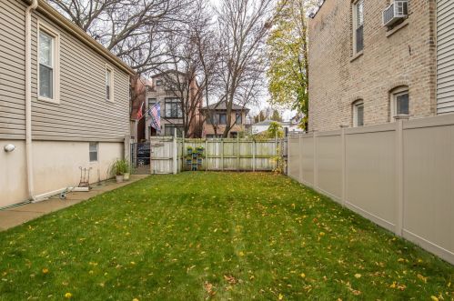 1914 Ohio St, Chicago IL 60612-1520 exterior