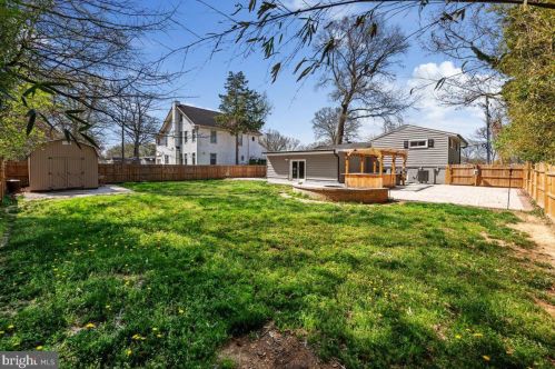 7819 Ashton St, Alexandria VA  22309-1338 exterior