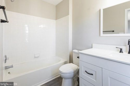 1834 Frederick Douglass Pl, Washington DC 20020-2817 exterior