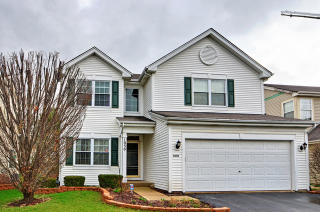 1030 Lakestone Ln, Aurora, IL 60504-6436