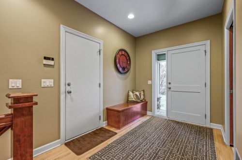 3211 Crestmoor Dr, Saint Paul MN 55125-5010 exterior