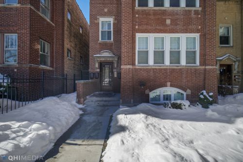 4932 Mozart St, Chicago, IL 60625-7655