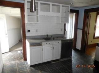 543 Newbury St, Springfield MA  01104-1250 exterior