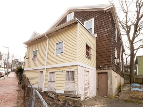 18 Gardner St, Boston MA  02119-1518 exterior