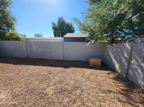 18214 2nd St, Phoenix AZ  85022-1006 exterior