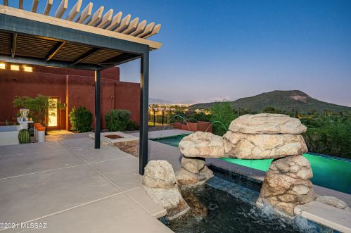 321 Corte Tortuga Vis, Tucson AZ  85745-1792 exterior