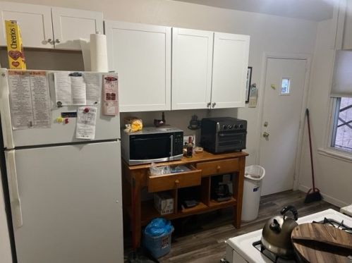 7022 Blackhawk St, Pittsburgh PA 15218-2321 exterior