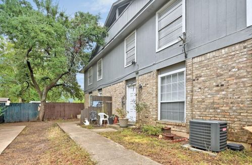 5907 Cougar Dr, Austin, TX 78745-4203