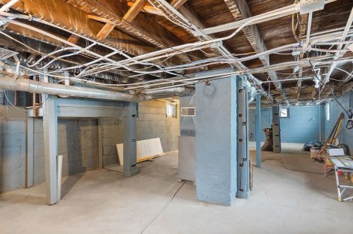 2410 12th St, Milwaukee WI  53215-3111 exterior