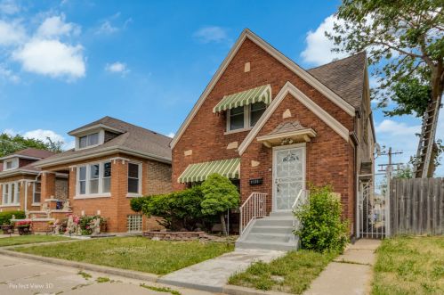 7125 Fairfield Ave, Chicago, IL 60629-2009