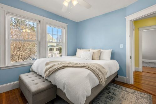 44 Barham Ave, Quincy MA 02171-2711 exterior