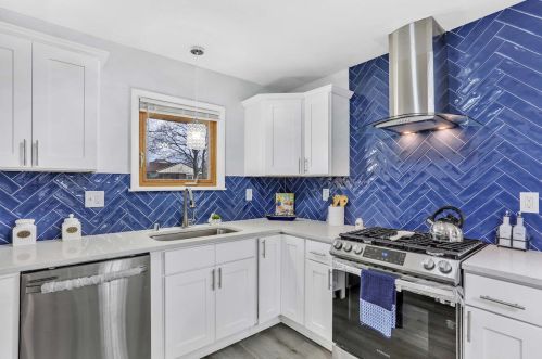 5239 87th St, Milwaukee WI  53225-3509 exterior