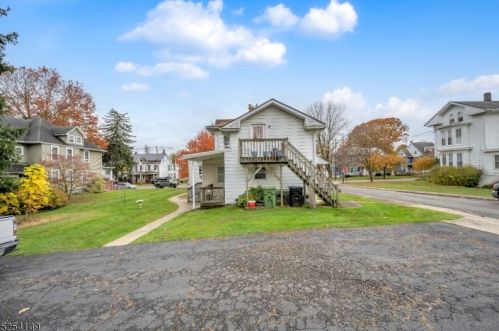 196 Belvidere Ave, Washington NJ 07882-1028 exterior