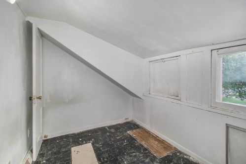 506 Della St, Kalamazoo MI 49002-3567 exterior