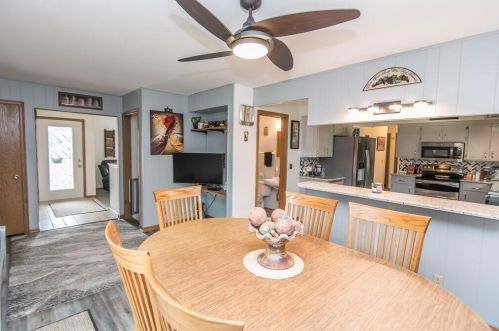 3333 Knl Blvd, Milwaukee WI 53222-3362 exterior