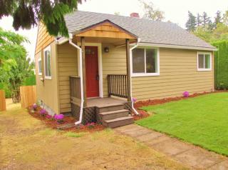 4729 Buddington St, Portland, OR 97219-7314
