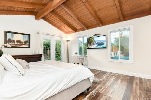 13561 Malena Dr, Tustin CA 92780-1914 exterior