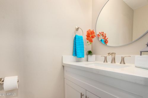 1198 Ivanhoe St, Chandler AZ  85225-3944 exterior