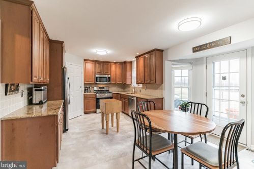 62 Presidential Dr, Limerick PA  19468-3461 exterior