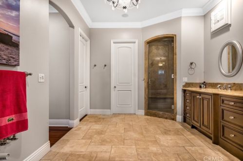 1241 Valencia Mesa Dr, Fullerton CA 92833-2220 exterior