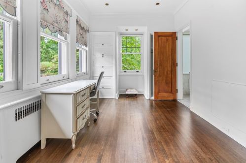 5325 Wilkins Ave, Pittsburgh PA  15217-1022 exterior