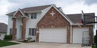 1111 Macarthur Dr, Omaha, NE 68046-3858