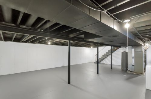 202 Walnut Dr, Saint Charles IL  60174-1540 exterior