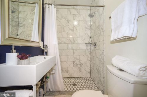 1421 3 St, Washington DC 20001-1960 exterior