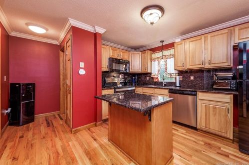 50 Mason Hl Rd, Killingly CT 06241-1324 exterior