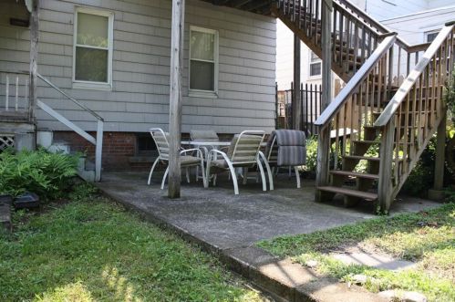 526 Simpson Pl, Peekskill NY 10566-4522 exterior