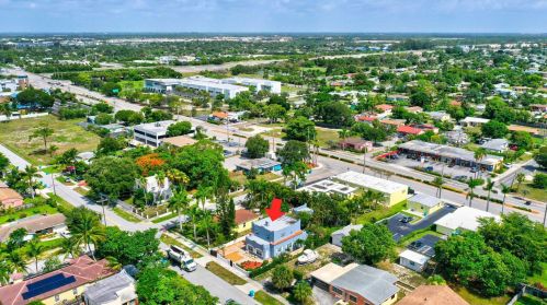 331 1 Ave, Boynton Beach FL 33435-4006 exterior