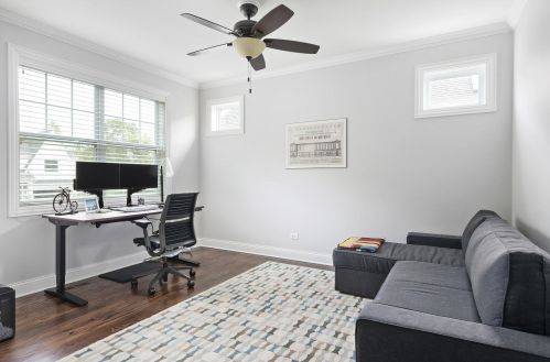 256 Elmhurst Ave, Elmhurst IL 60126-2961 exterior