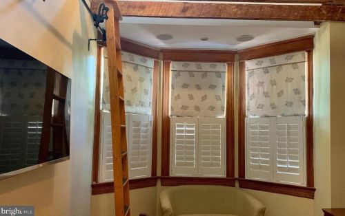 1654 33rd St, Washington, DC 20007-2769