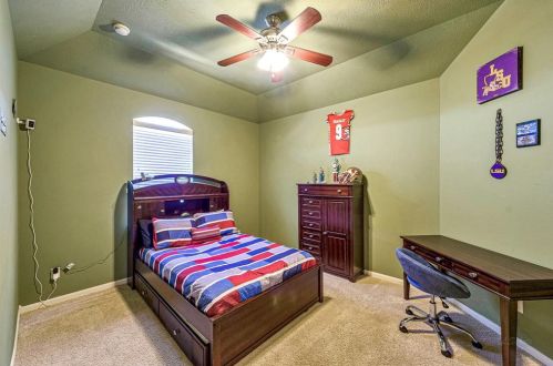 28203 Emerald Creek Ln, Fulshear TX 77441-2031 exterior