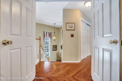 29 Greenwich Dr, Jackson Twp NJ 08527-4878 exterior