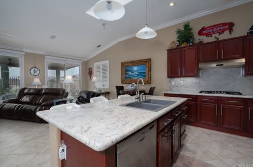 44374 Nighthawk Pass, Temecula CA 92592-1315 exterior