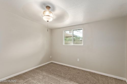 1931 Lester St, Tucson AZ 85745-1947 exterior