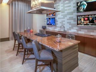 10200 Six Pines Dr, Spring TX  77380-2493 exterior