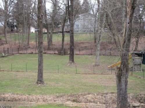 23 Brookside Ave, Hackettstown, NJ 07840-4128