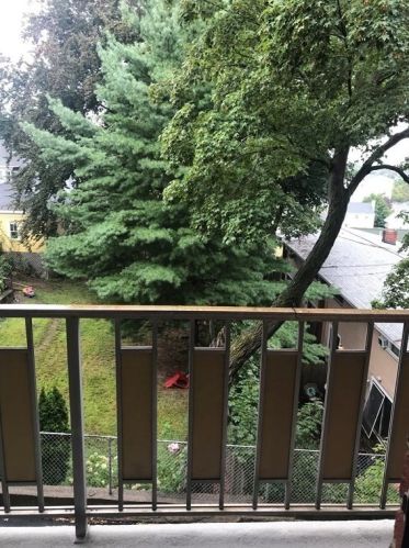 100 Grand View Ave, Quincy MA  02170-4057 exterior