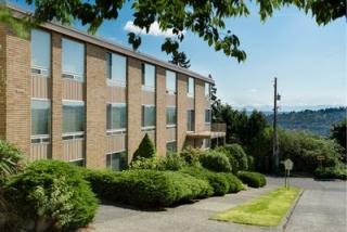 512 Newton St, Seattle WA  98109-2633 exterior