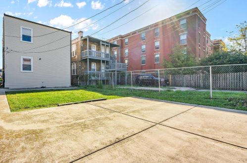 7726 Emerald Ave, Chicago IL  60620-2428 exterior