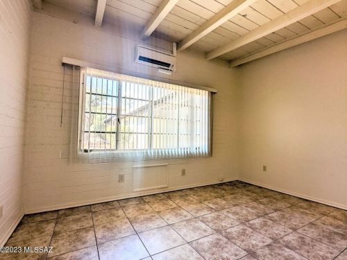 736 Adams St, Tucson AZ  85719-4005 exterior